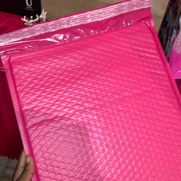 Bubble Mailers ! - Picture 2 of 2